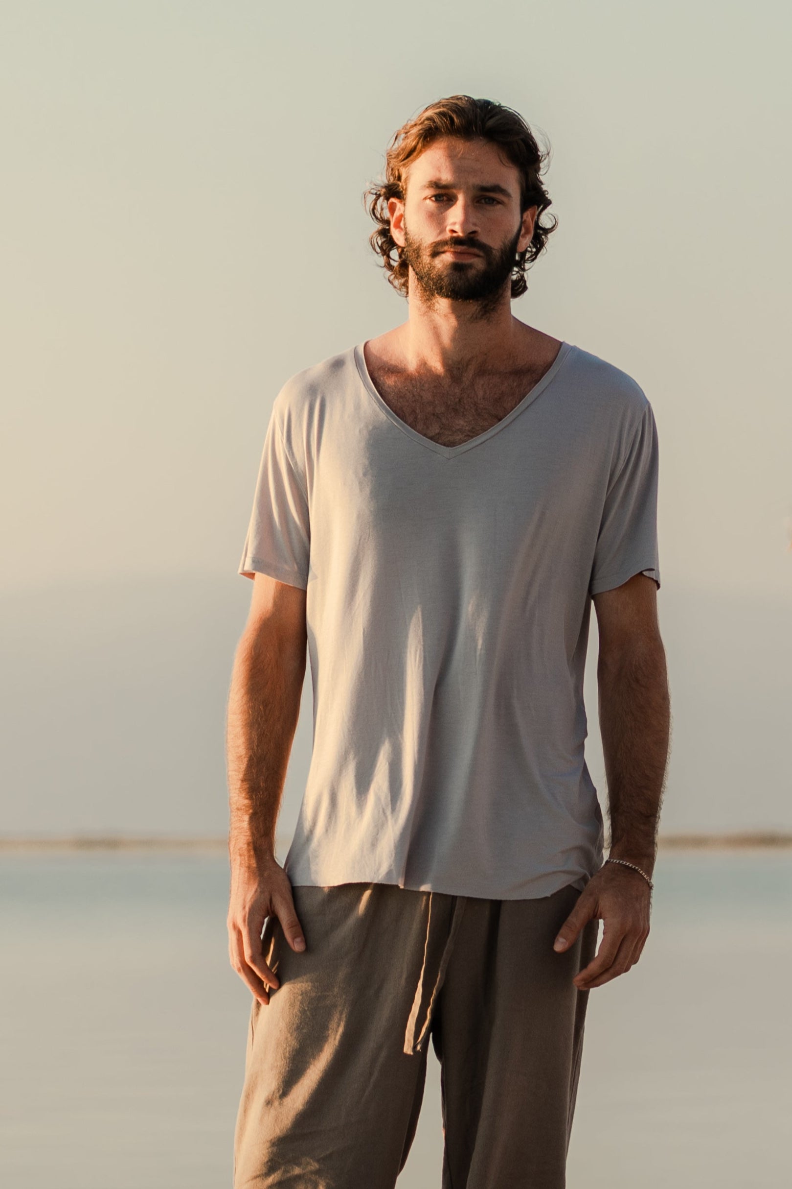BenBen Drift - V Neck T Shirt - Light Grey